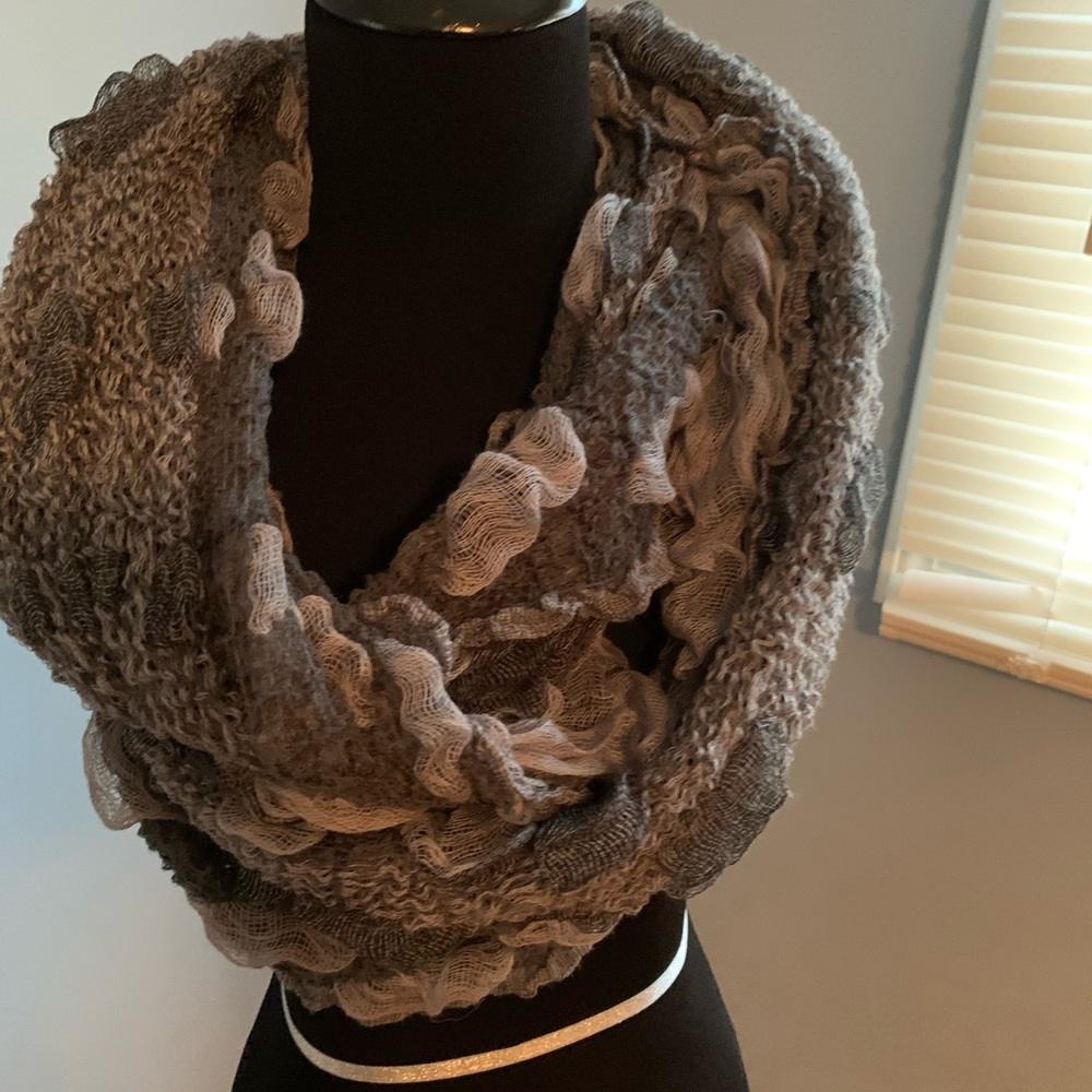 Loop scarf